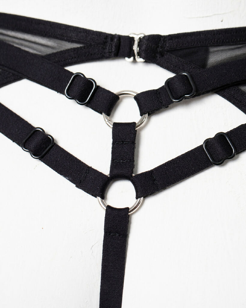 strappy-black-g-string-ishtar-iona-smith-scott-4x5-closeup