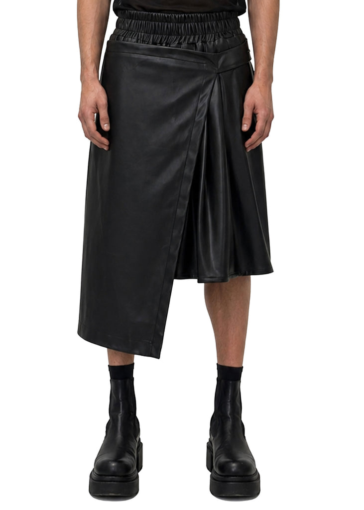 VEGAN LEATHER ASYMMETRIC PLEATED SHORTS