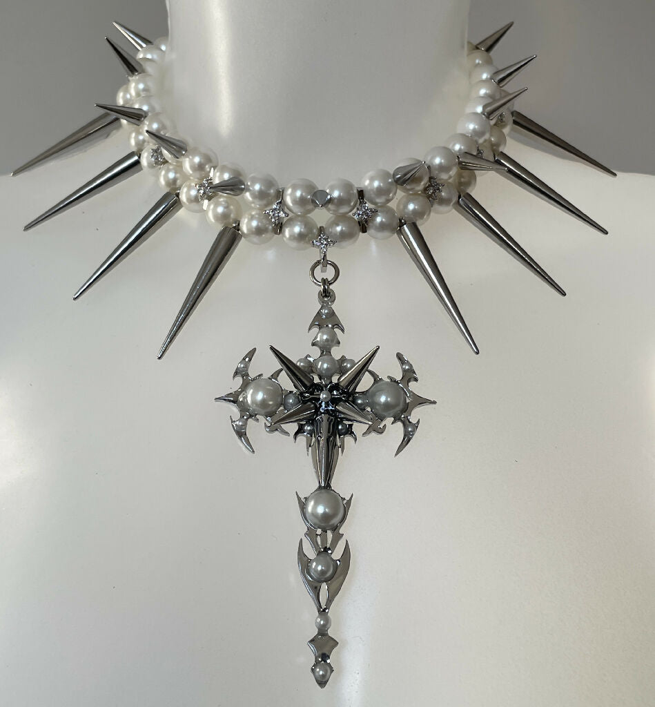 Gothic Passion Crucifix pearl choker