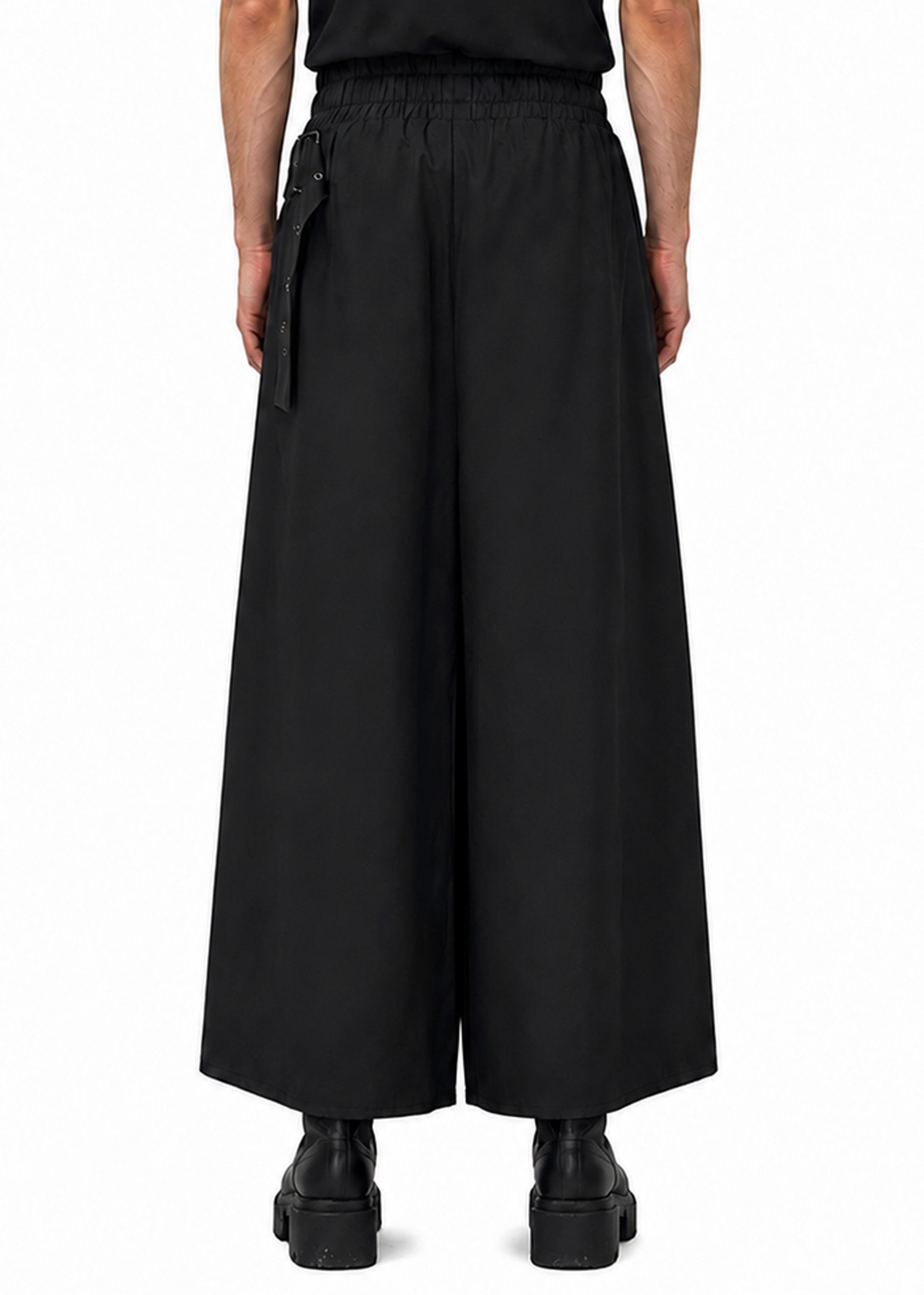 ASYMMETRIC PLEAT TROUSERS
