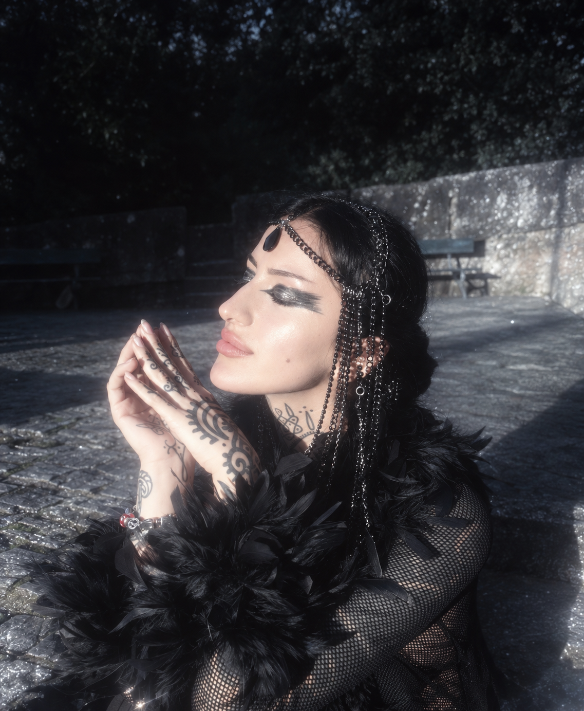 Black Swan & Crow Chain Headpiece – Gothic Crystal Headpiece