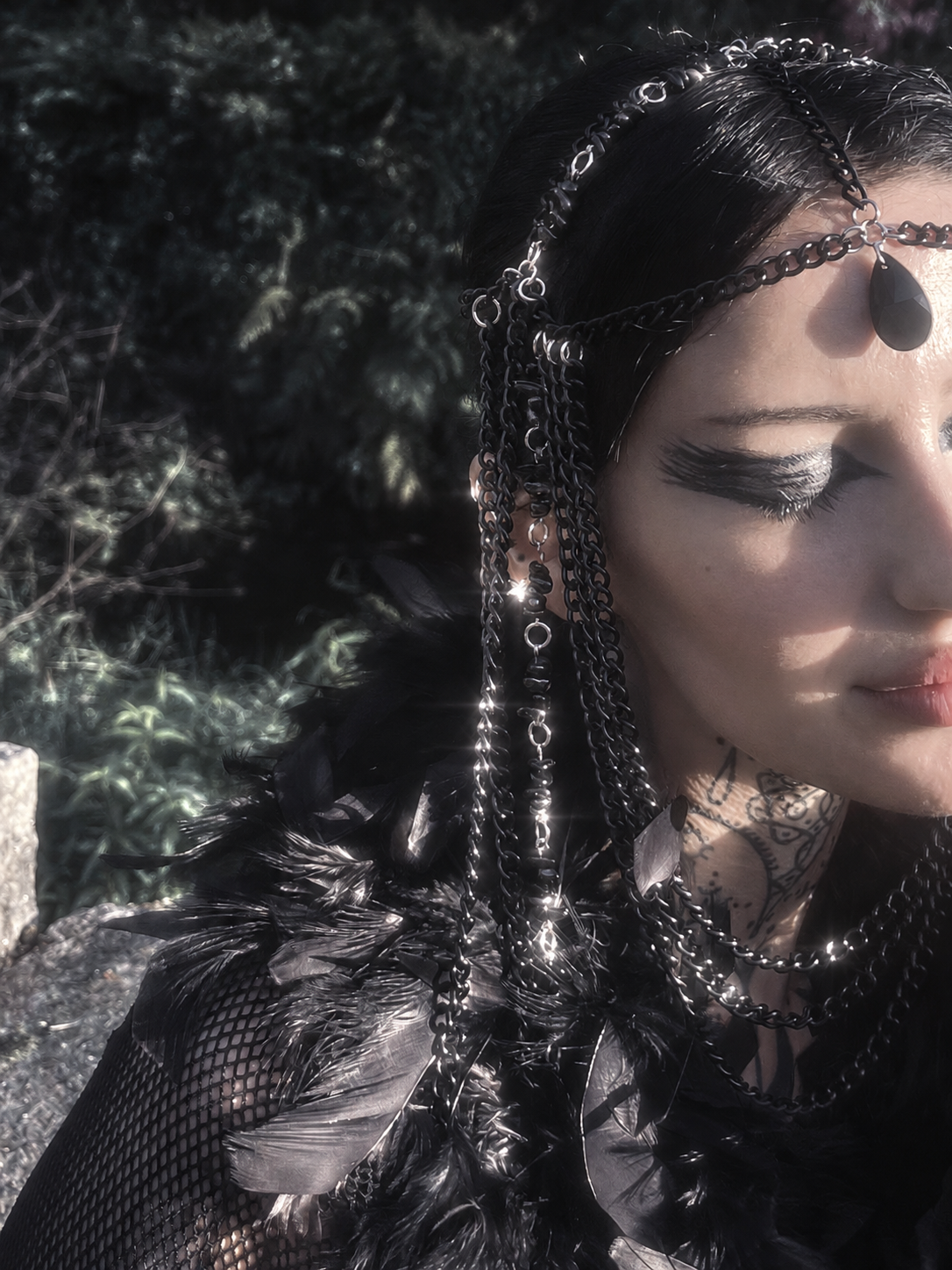 Black Swan & Crow Chain Headpiece – Gothic Crystal Headpiece