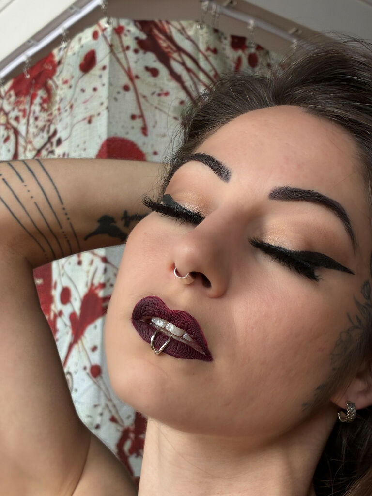 4C7EAD1E-F36E-4CF4-9D97-C07239C2C73F