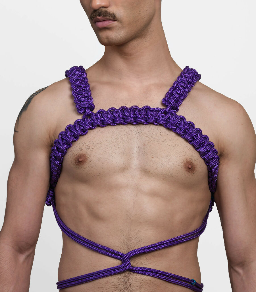 AINT-SAINT-SHOP-RAVE-HARNESS-FRONT