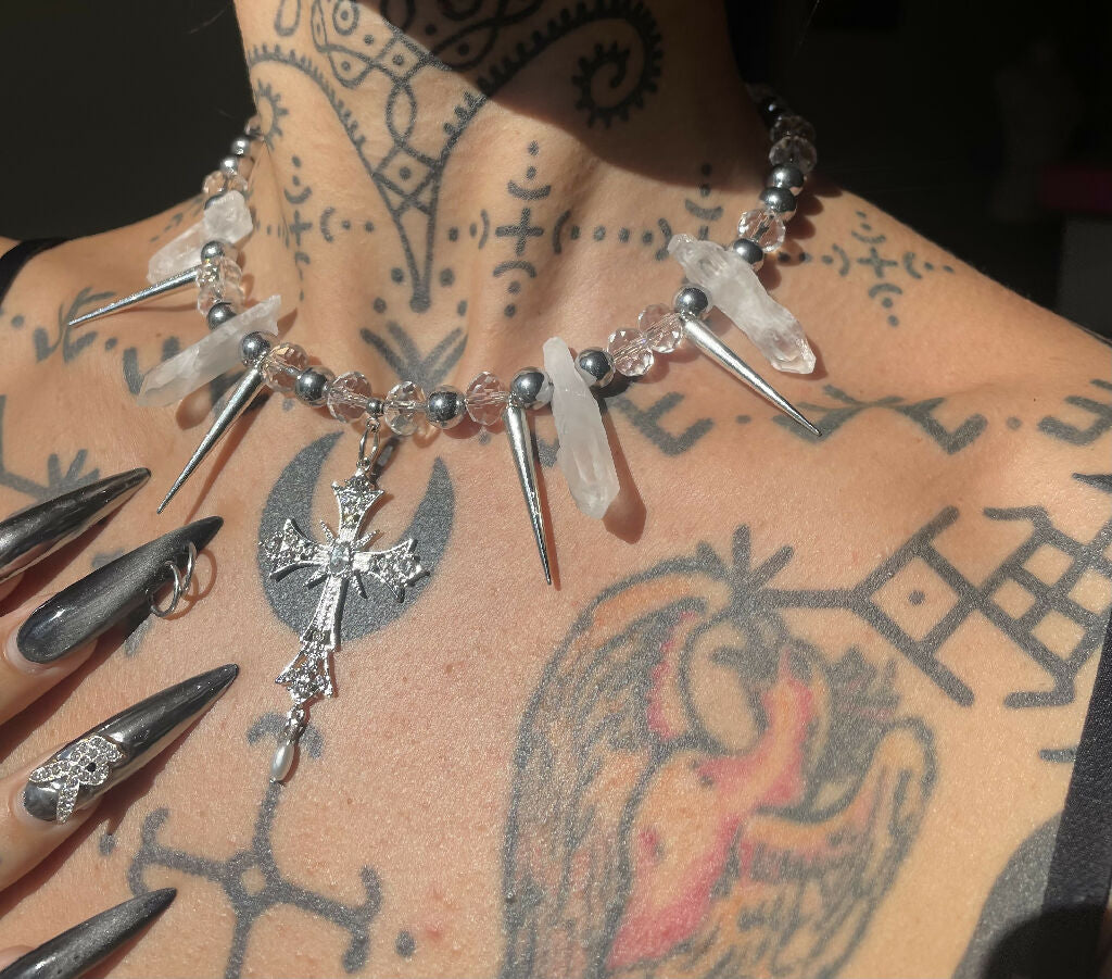 Grunge quartz necklace