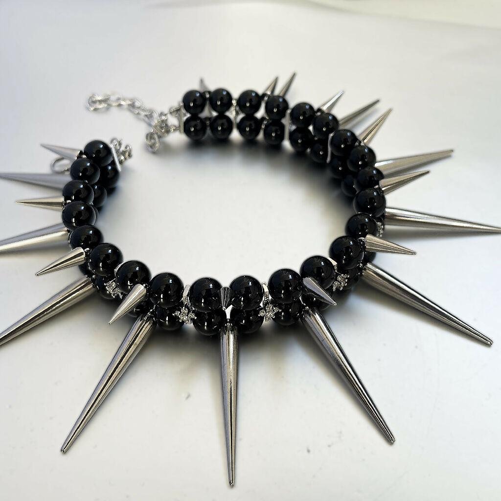 ‘Desire’ double spikes Necklace (3 different colors)