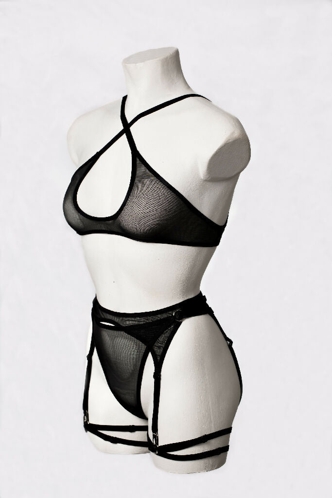 3-piece-mesh-lingerie-set-ishtar-ecommerce-iona-smith-scott-side