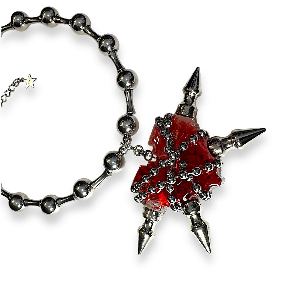Entangle Steel bleeding Heart necklace