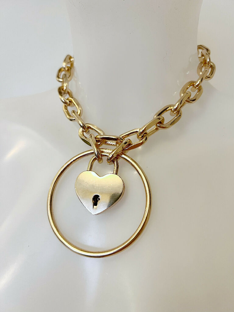 Heart Houdini Choker