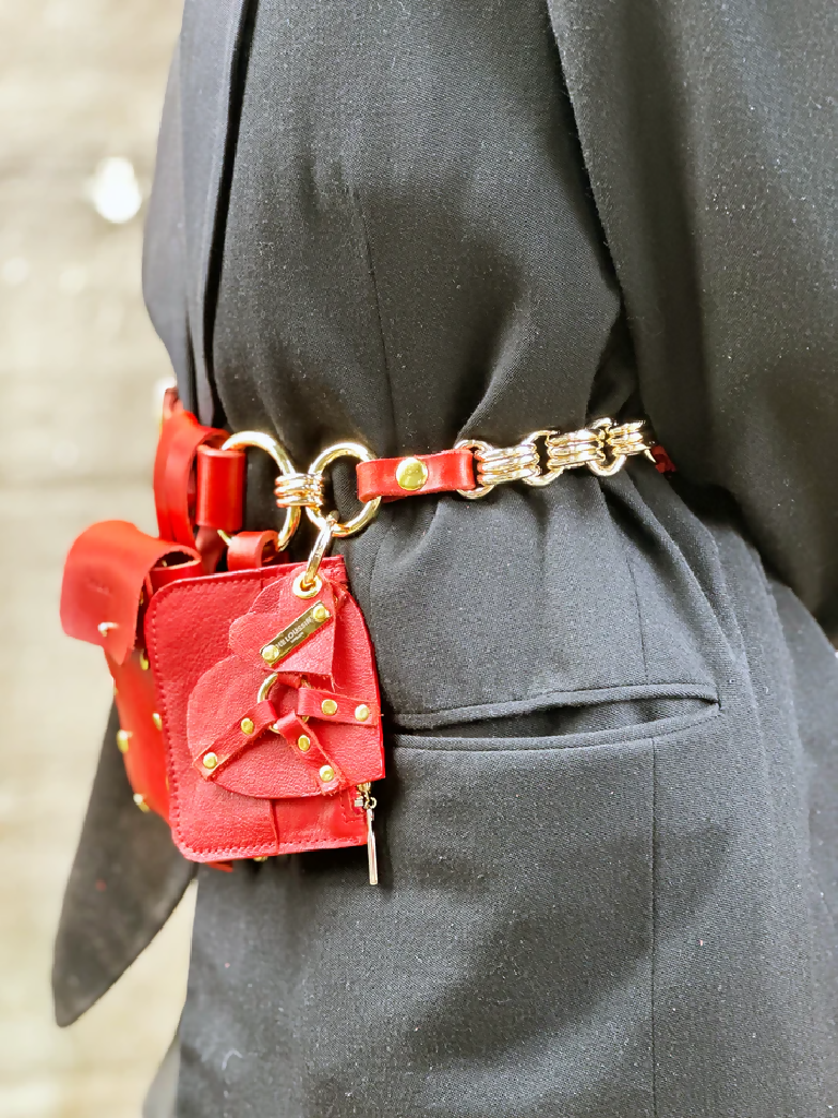 Lether_belt_with_Charm
