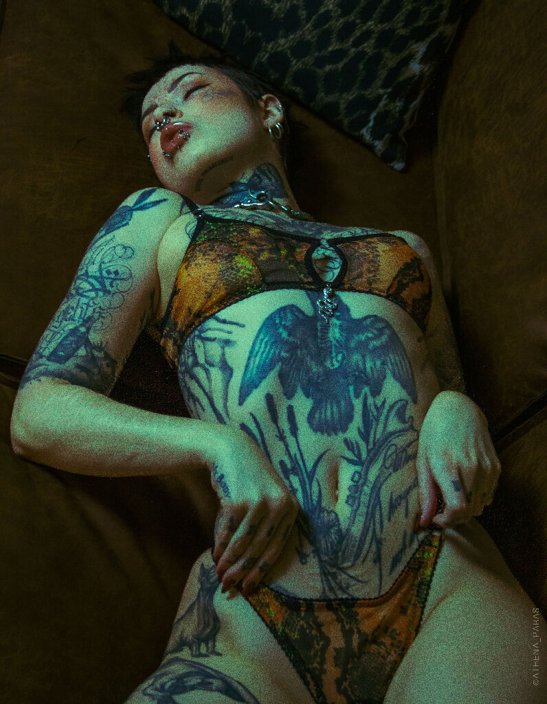 Mesh Thong Snake