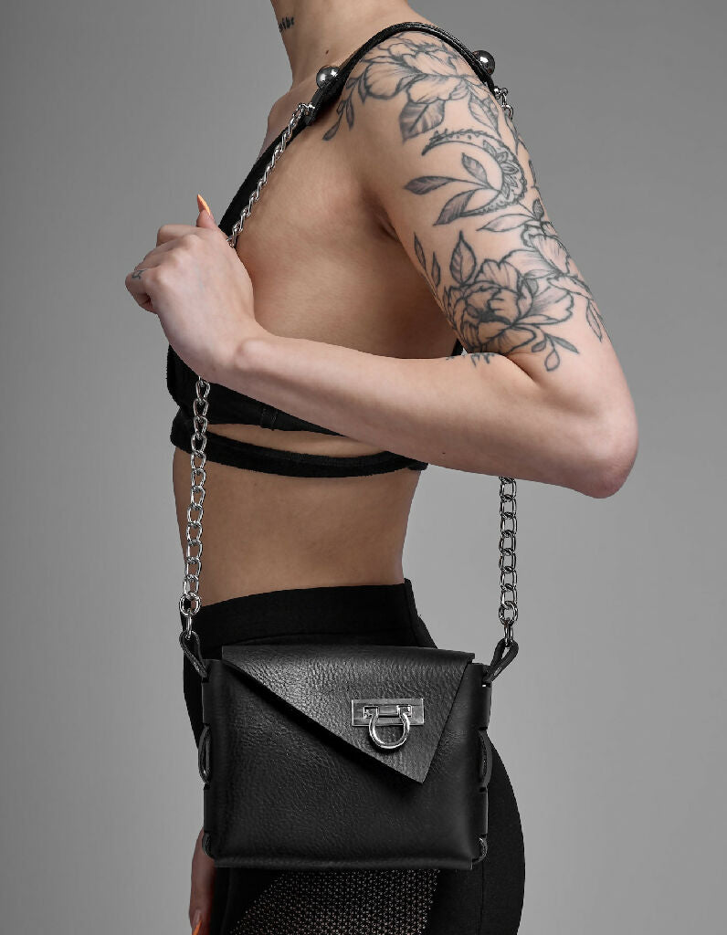 sacred bag perlensau organic leather2