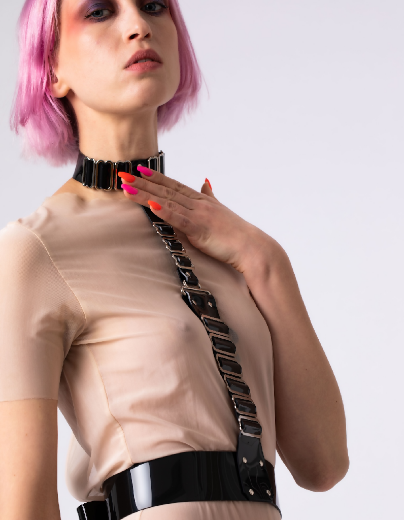 COSMIC_harness_perlensau_black_vegan3