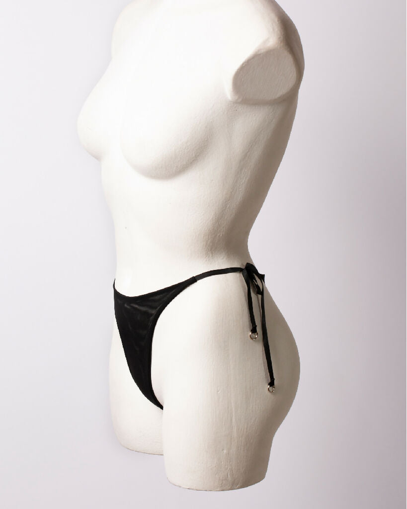 g-string-bikini-bottoms-jezabel-iona-smith-scott-4x5-side2