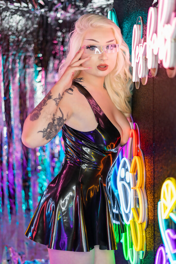 short-skating-dress-low-front-1297449896