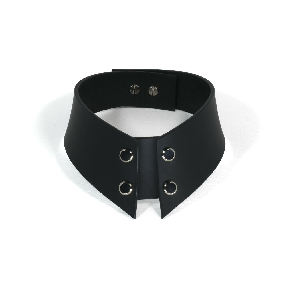 Versatile Leather Choker