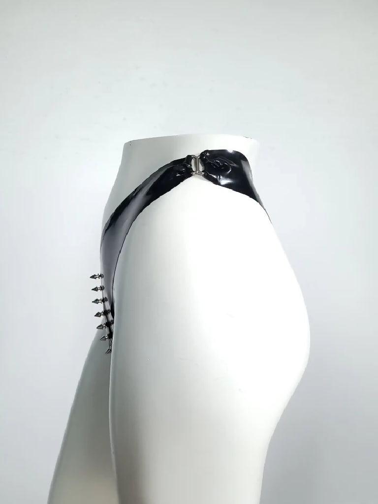 LatexSpikyVThong4