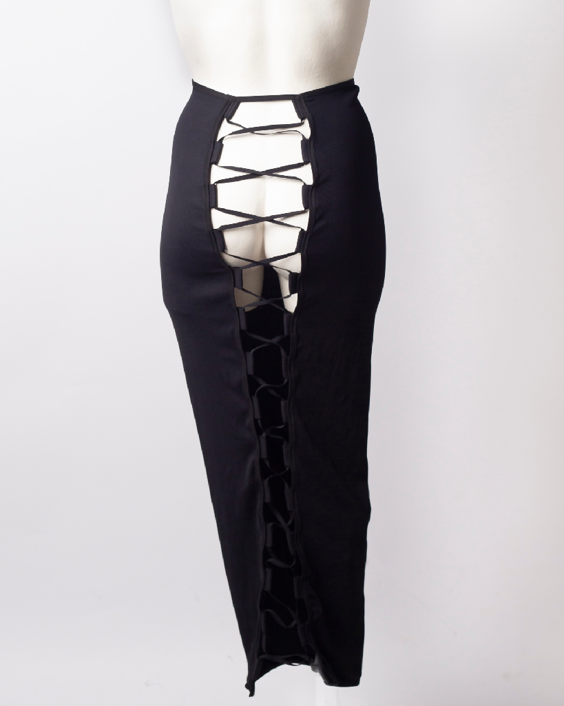 lace-up-pencil-skirt-kali-iona-smith-scott-4x5-back