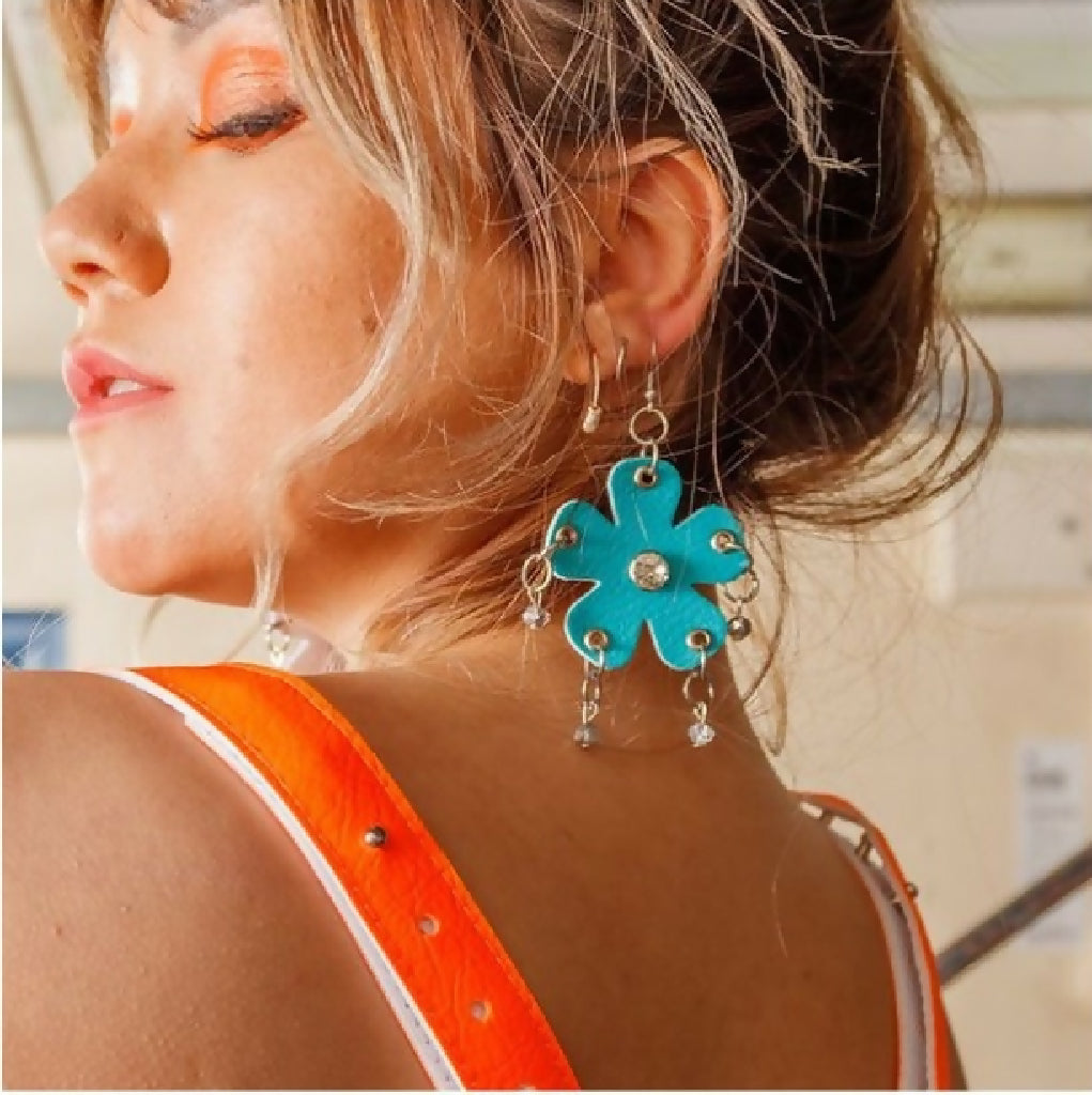 FLOWER EARRING