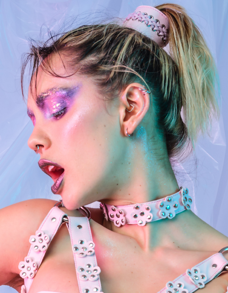 DAISY COLLAR 2