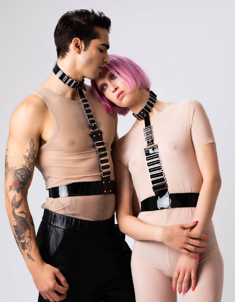 COSMIC_harness_perlensau_black_vegan11