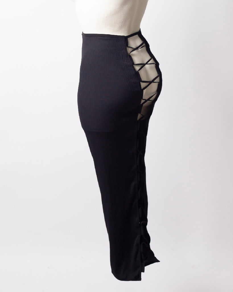 lace-up-pencil-skirt-kali-iona-smith-scott-4x5-side