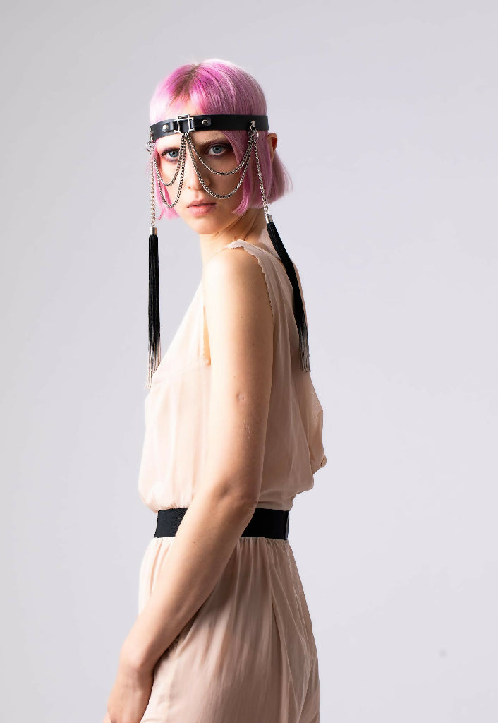 ICONIC_headpiece_black_leather_perlensau2 copy