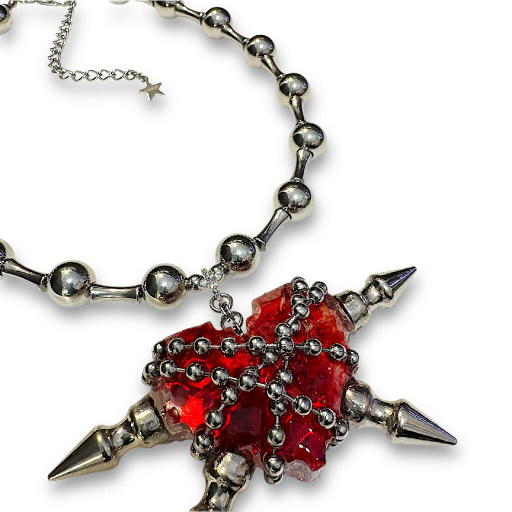 Entangle Steel bleeding Heart necklace