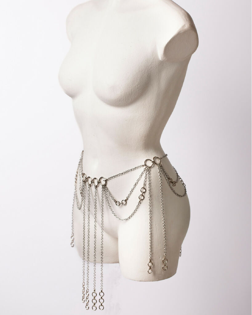 body-chain-accessory-naamah-iona-smith-scott-4x5
