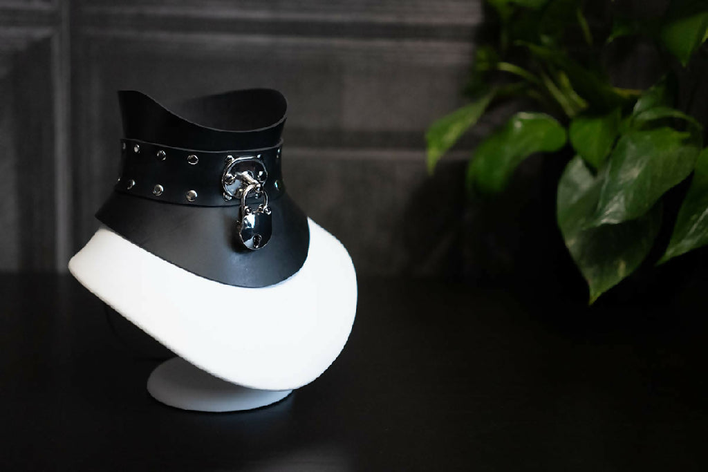 Padlock Posture Collar