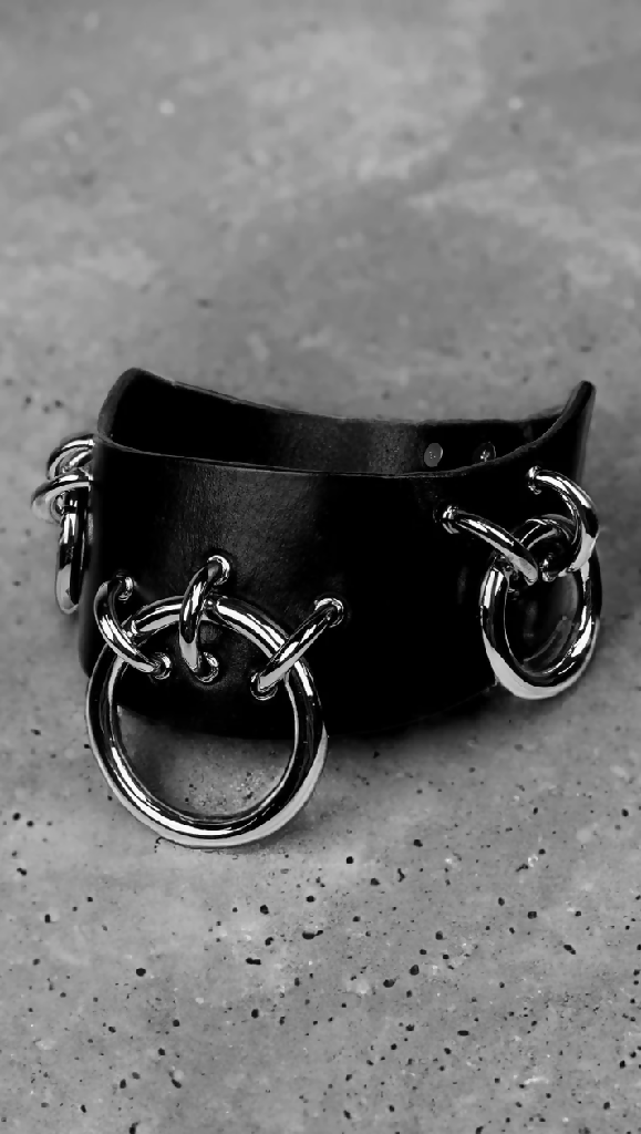 Leather_Choker_Threnody