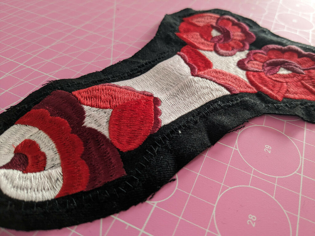 Sew-on patch Penis