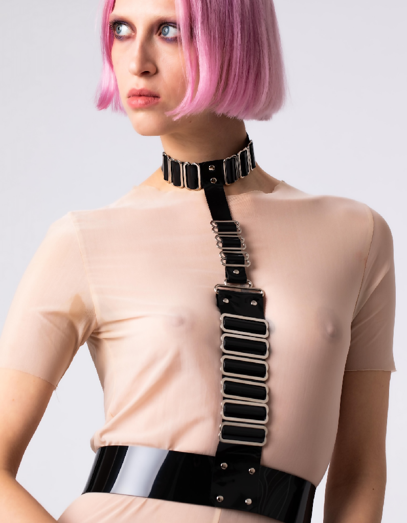 COSMIC_harness_perlensau_black_vegan2