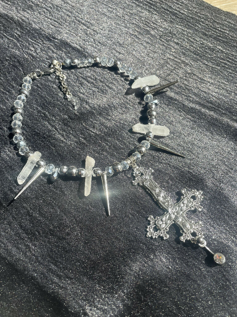 Reversed cross necklace - SHOWROOM