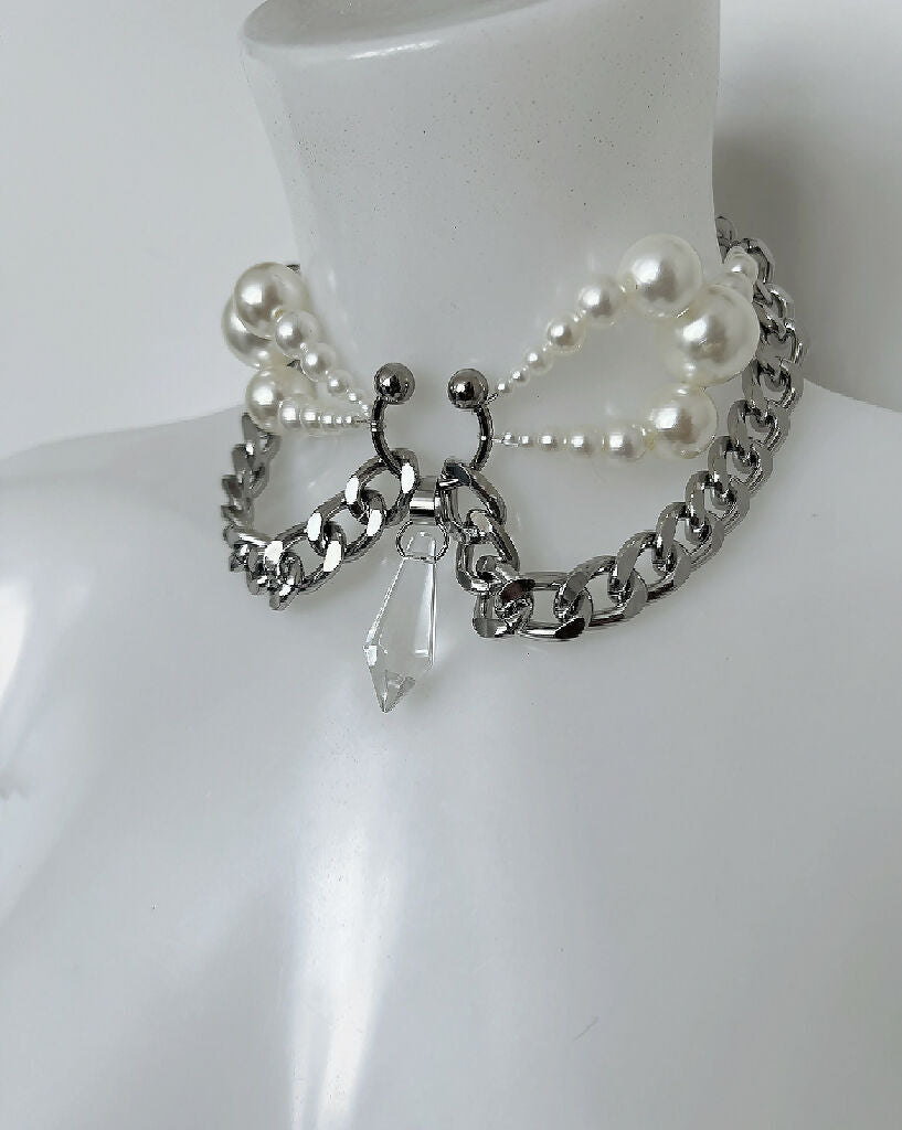 Uriel Pearl and Crystal choker