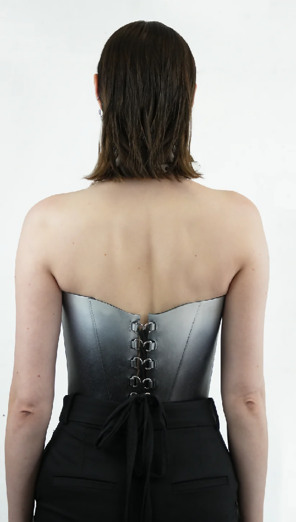 Leather_Corset_Iggy_black_Back_with_Silver_full_view