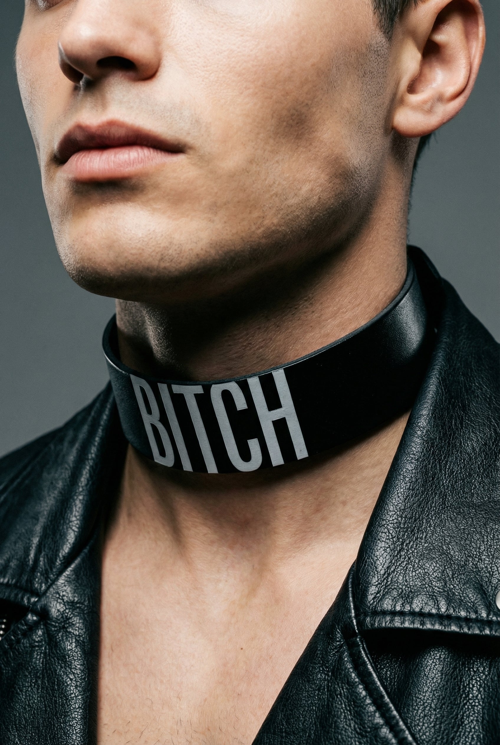 Collar XL "BITCH"