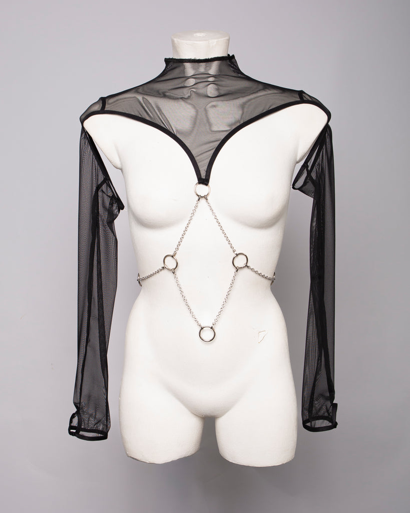 Mesh Sleeves with Body Chain – HERA