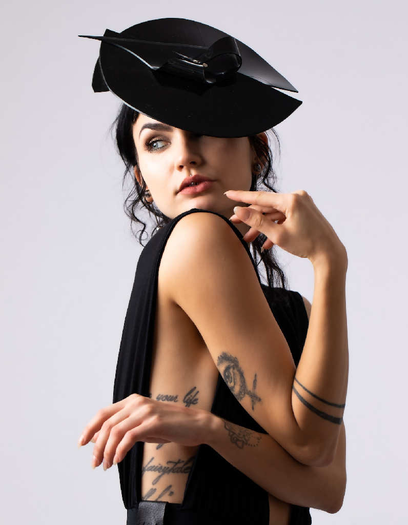 PARISIENNE_hat_perlensau_black_vegan3 NJAL