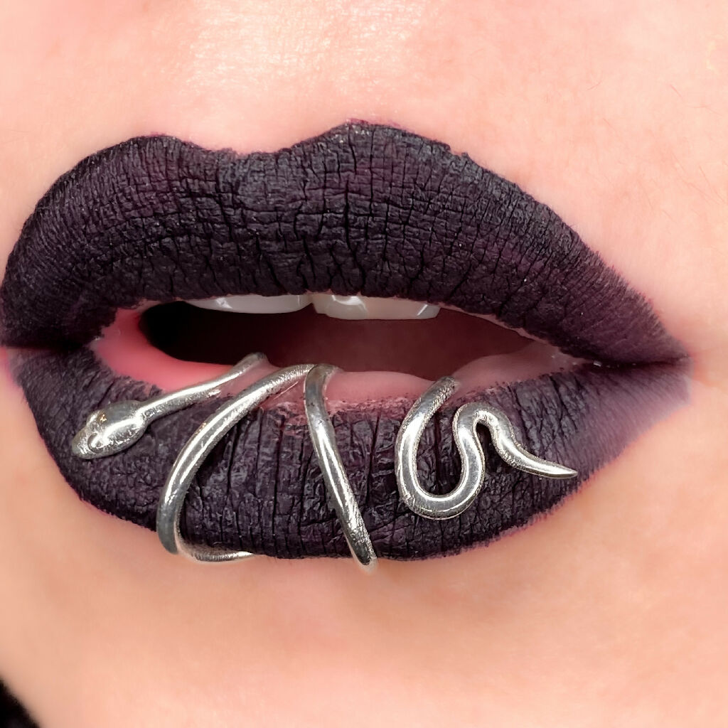 D5263427-B2D0-4C48-B5DF-B998059FFD46