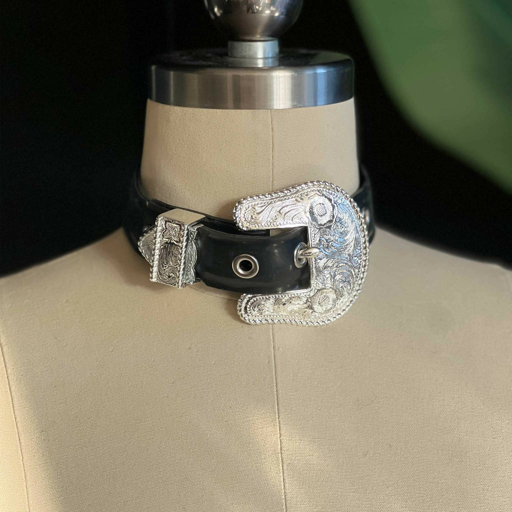 shiney-western-belt-buckle-collar
