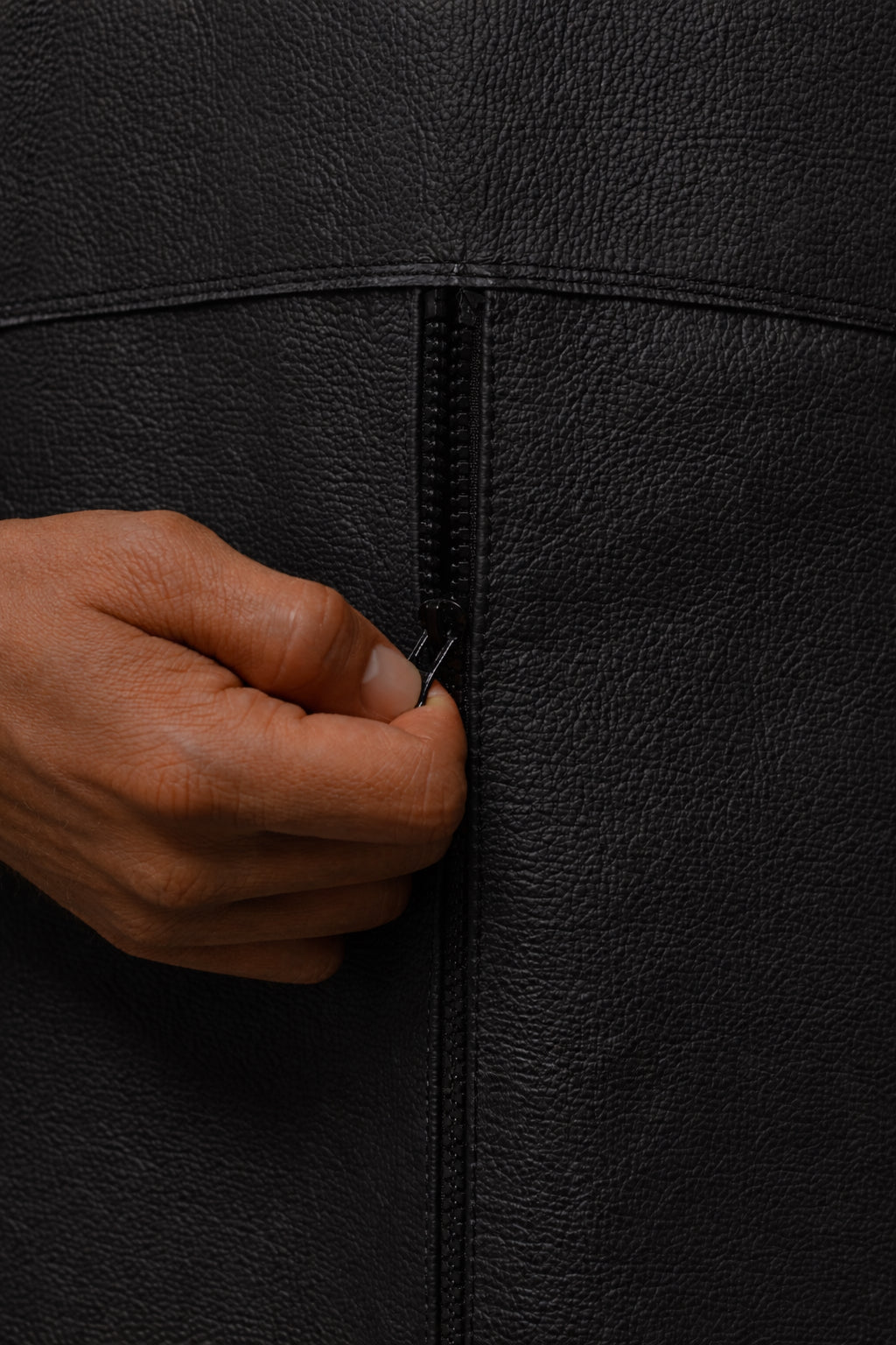 XL Leather Apron with Zipper