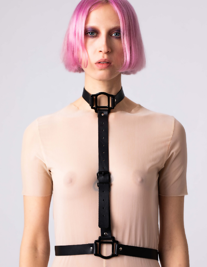 PHENOMENON_harness_perlensau_black_leather9 NJAL