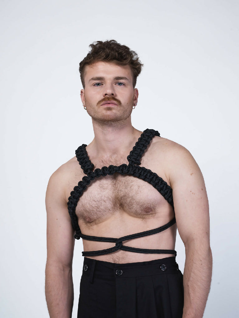 AINT-SAINT-SHOP-HARNESS-FRONT