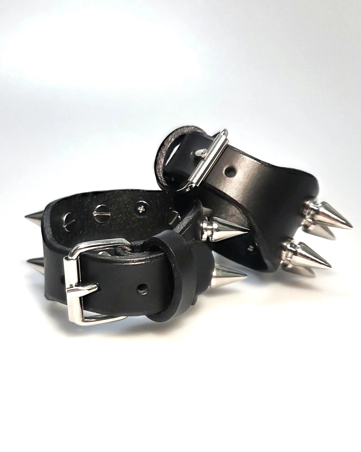Leather spiked connect cuff