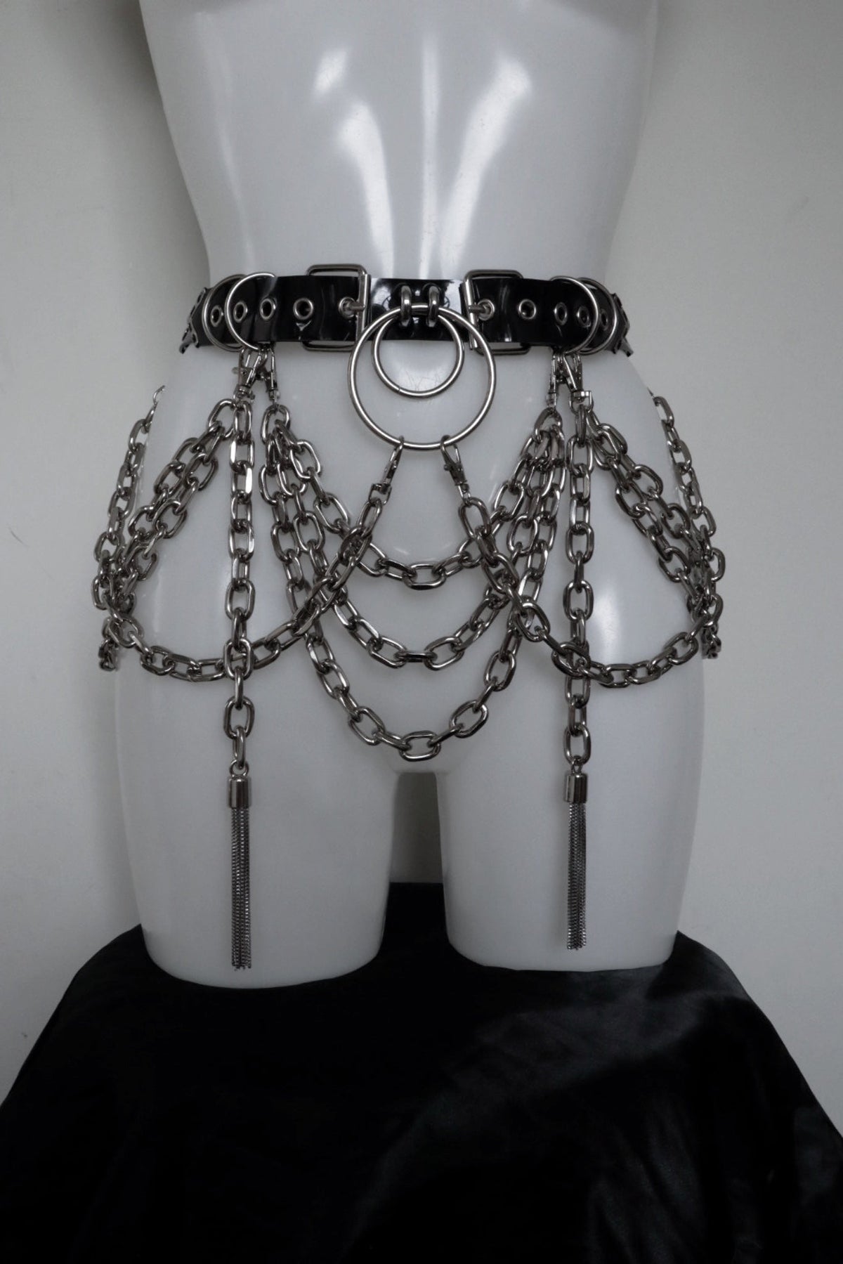 Asmodeus pvc / vegan leather chain belt