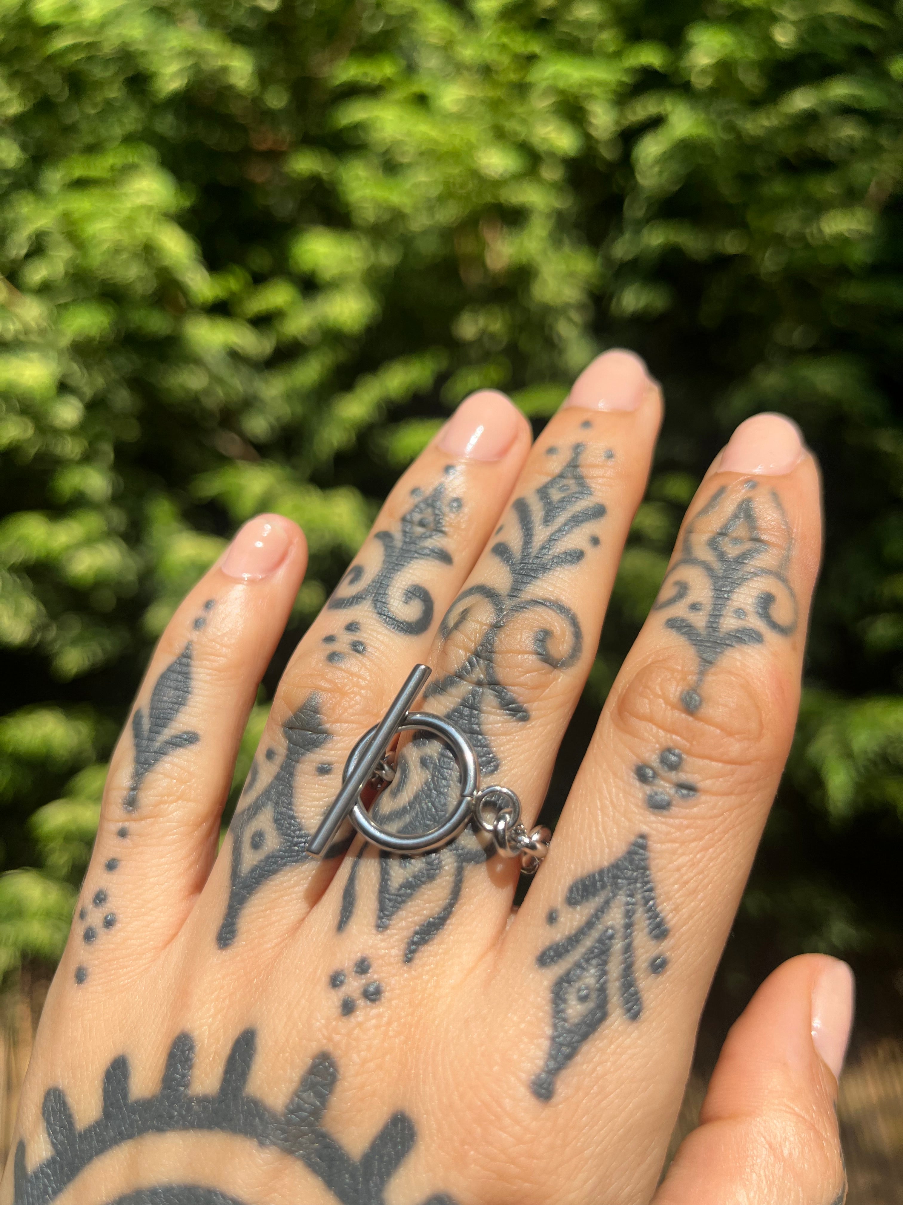 Toggle ring