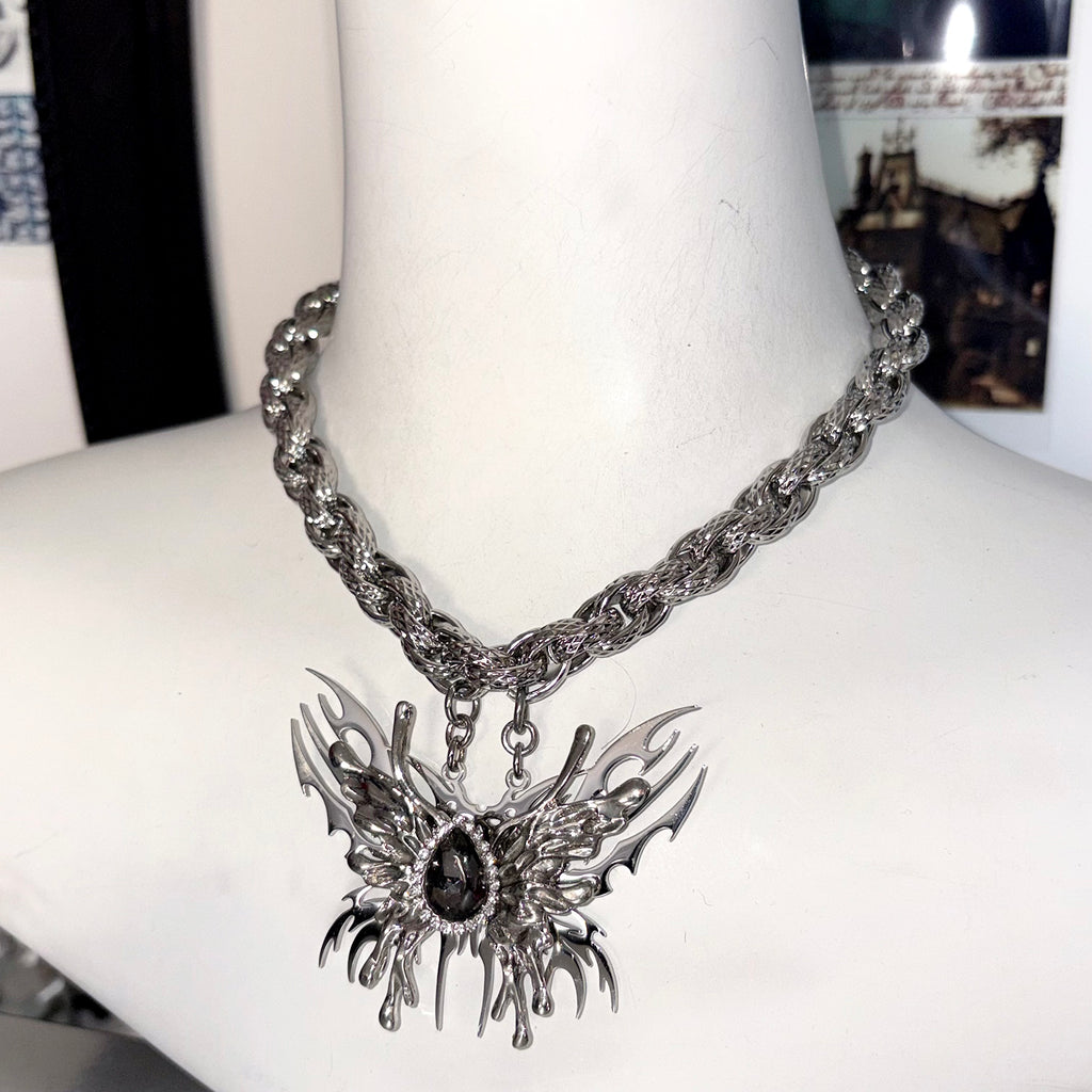 Angel’s wings Necklace black