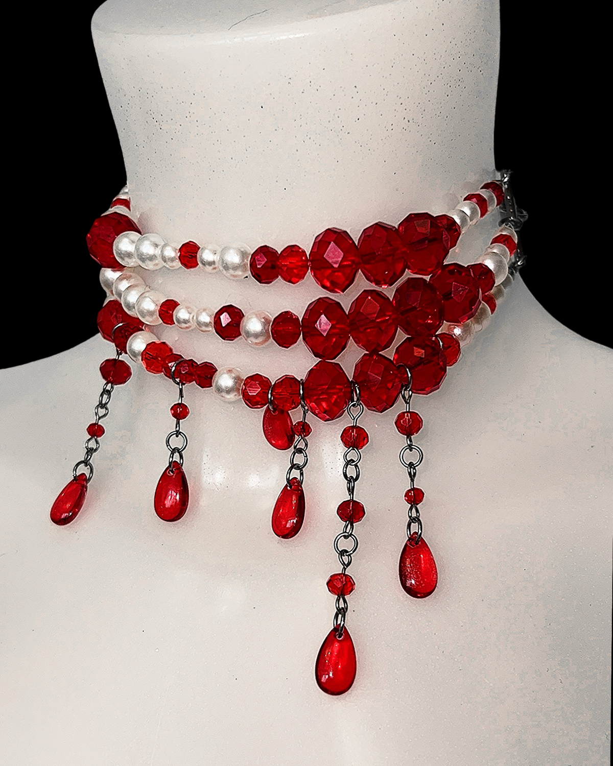 Blood moon Pearl and crystal beaded choker