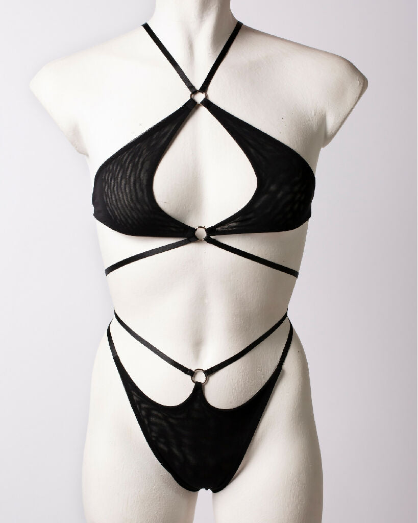 spaghetti-strap-bodysuit-jezabel-iona-smith-scott-4x5-front